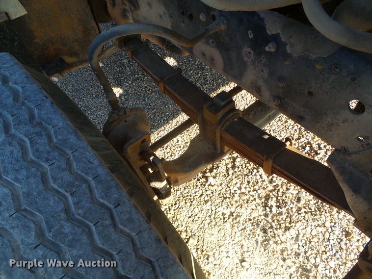 image for item DC5069 1982 Ford 8000 dump truck