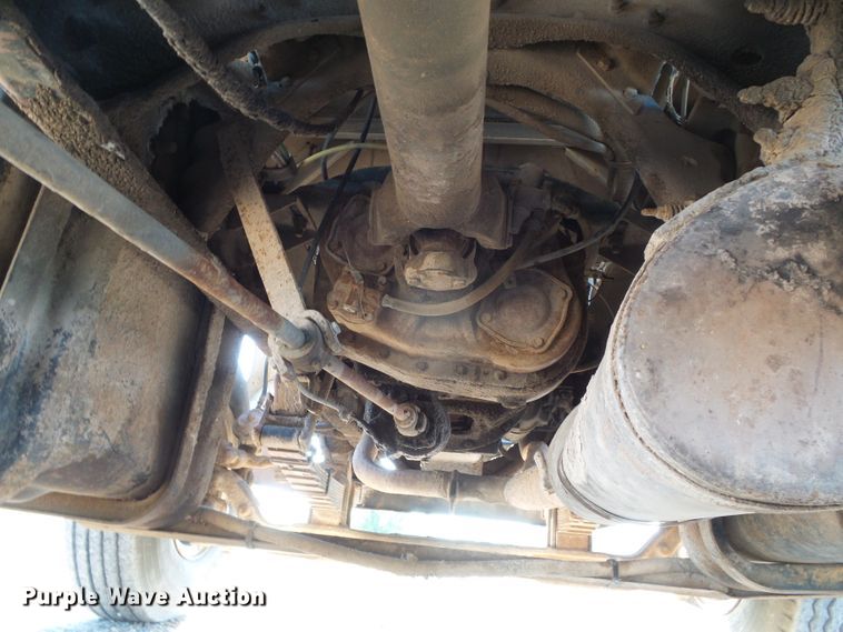 image for item DC5069 1982 Ford 8000 dump truck