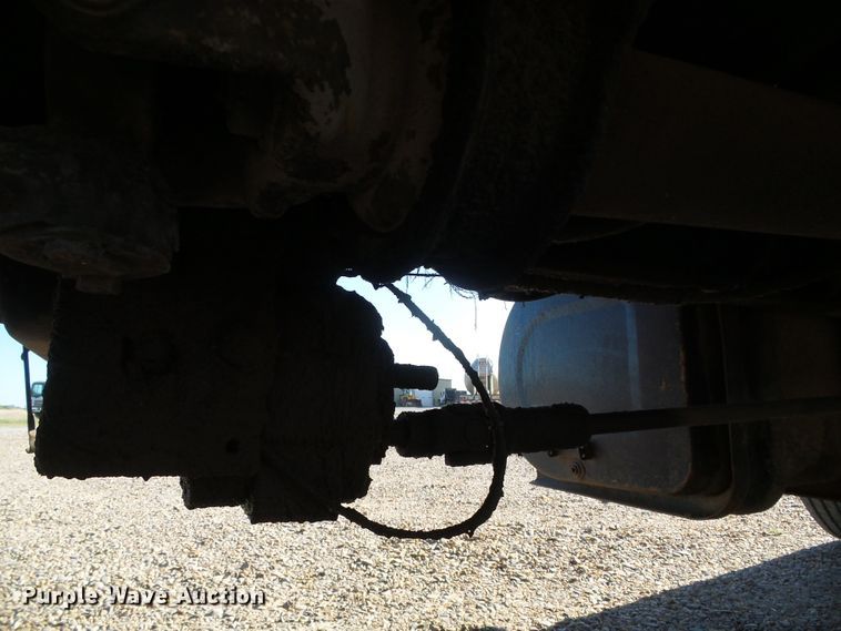 image for item DC5069 1982 Ford 8000 dump truck