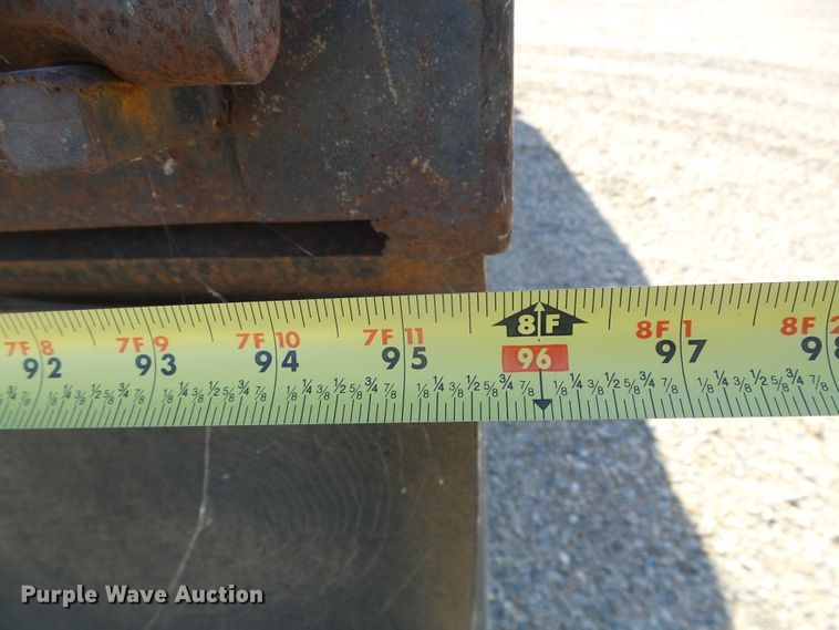 image for item DC5069 1982 Ford 8000 dump truck