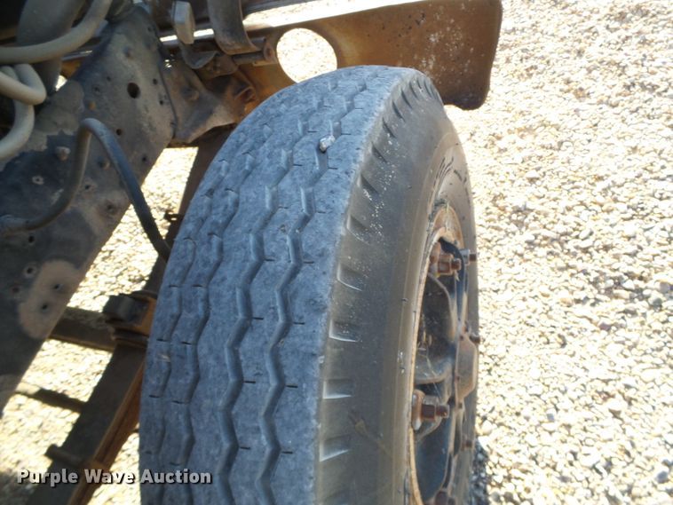 image for item DC5069 1982 Ford 8000 dump truck