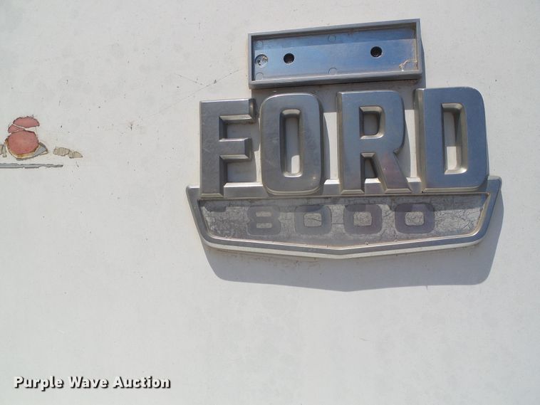 image for item DC5069 1982 Ford 8000 dump truck