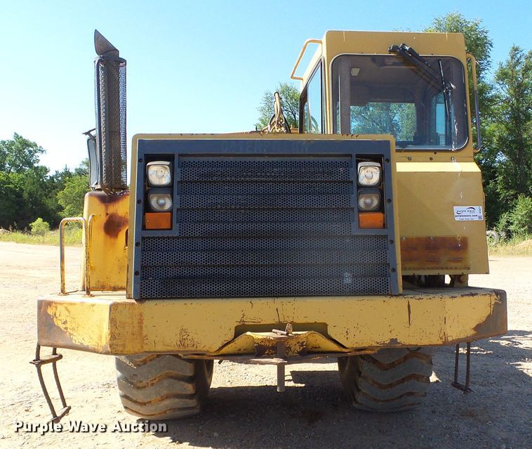 image for item DC5071 1998 Caterpillar 615C Series II elevating scraper