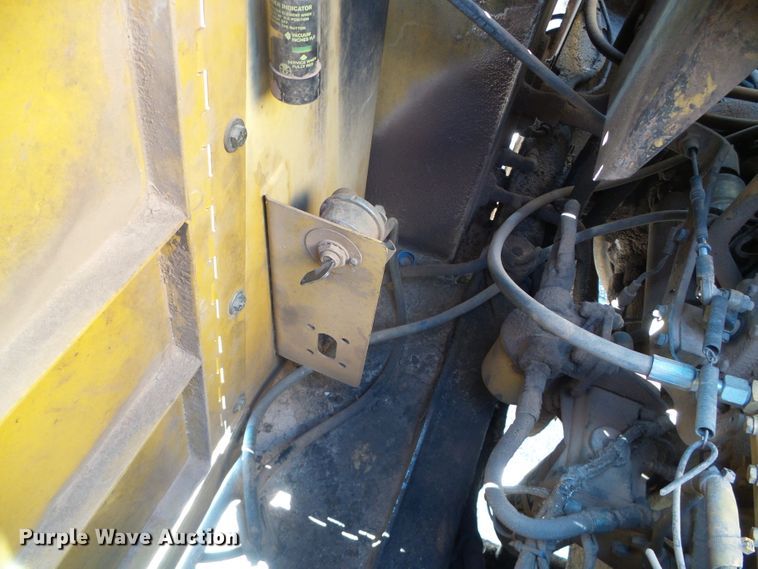 image for item DC5071 1998 Caterpillar 615C Series II elevating scraper