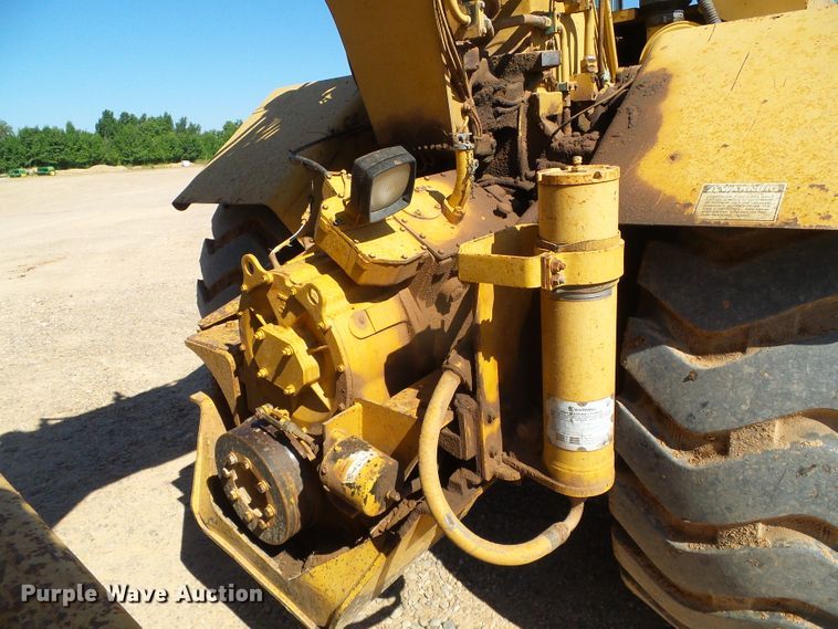 image for item DC5071 1998 Caterpillar 615C Series II elevating scraper