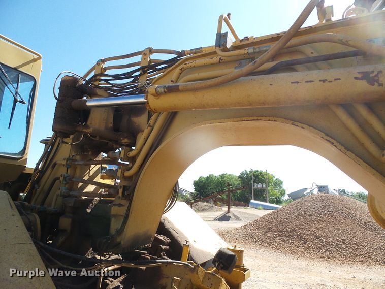 image for item DC5071 1998 Caterpillar 615C Series II elevating scraper