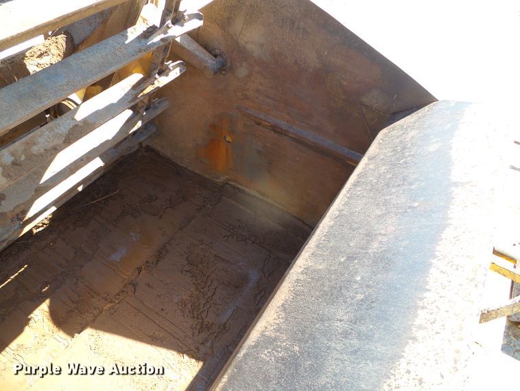 image for item DC5071 1998 Caterpillar 615C Series II elevating scraper