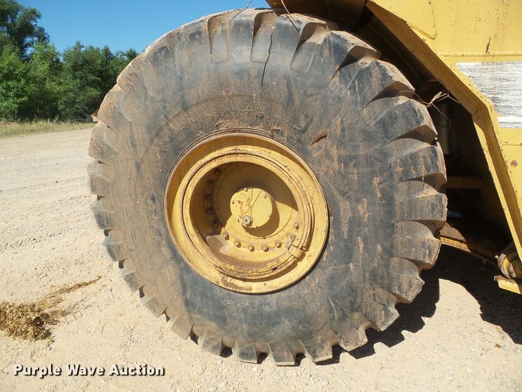 image for item DC5071 1998 Caterpillar 615C Series II elevating scraper