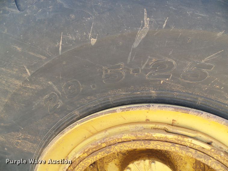 image for item DC5071 1998 Caterpillar 615C Series II elevating scraper