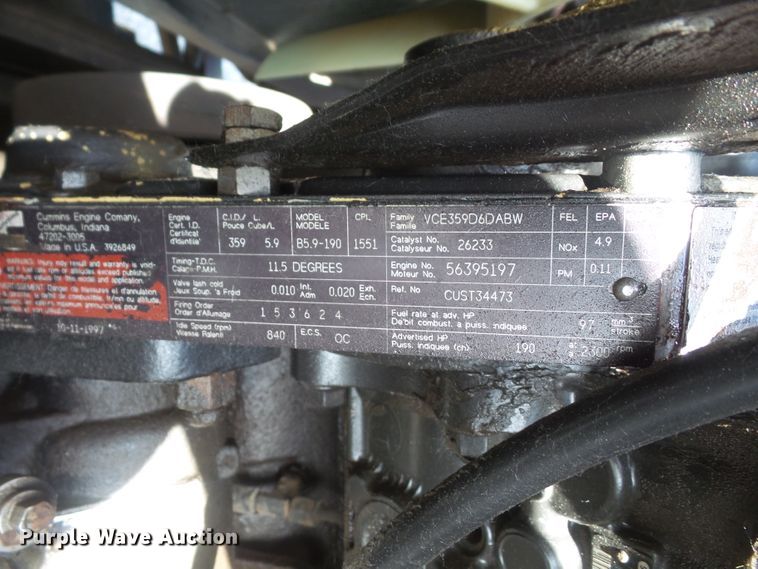 image for item DD6296 1998 Ford F700 flatbed truck with pressure washer