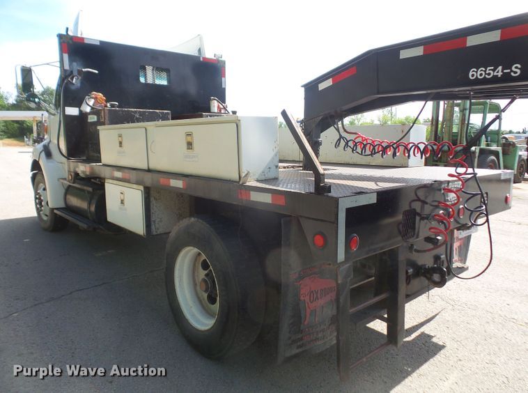 image for item DD6298 1997 Ford Aeromax L9000 flatbed truck