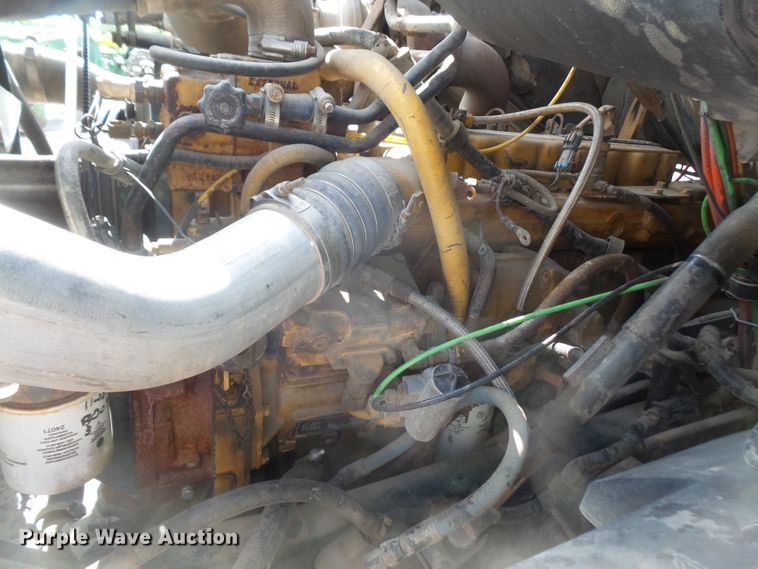 image for item DD6298 1997 Ford Aeromax L9000 flatbed truck