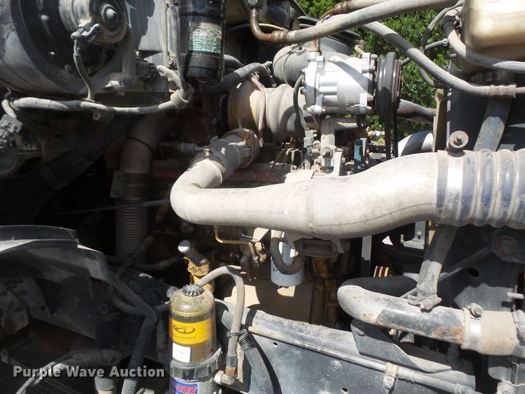 image for item DD6298 1997 Ford Aeromax L9000 flatbed truck