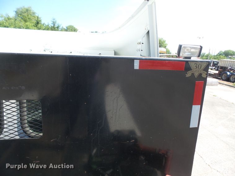 image for item DD6298 1997 Ford Aeromax L9000 flatbed truck