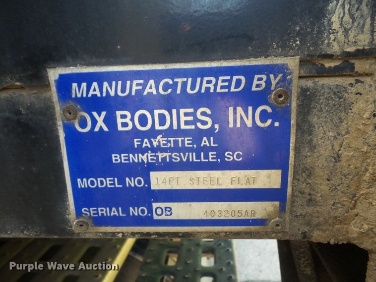 image for item DD6298 1997 Ford Aeromax L9000 flatbed truck