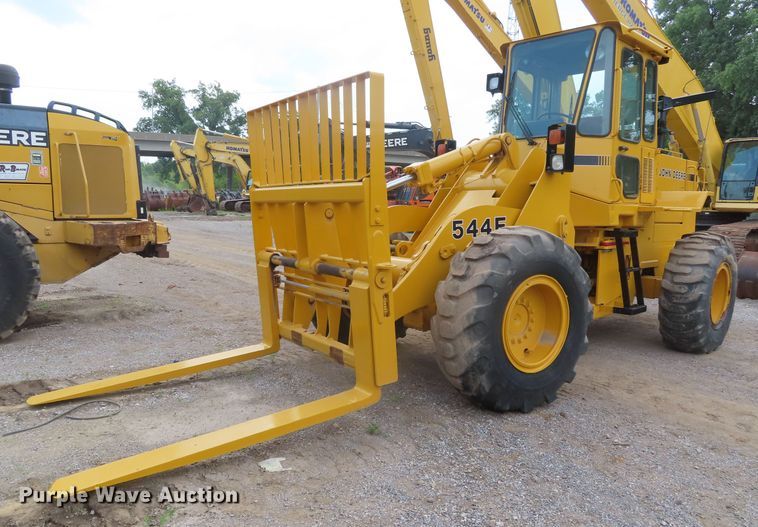 image for item DD6306 1992 John Deere 544E wheel loader