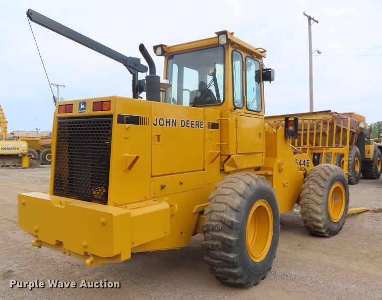 image for item DD6306 1992 John Deere 544E wheel loader