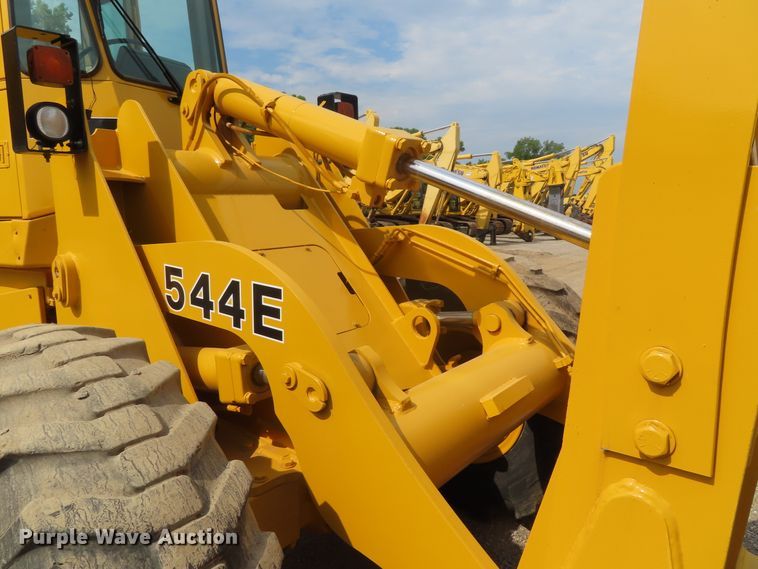 image for item DD6306 1992 John Deere 544E wheel loader