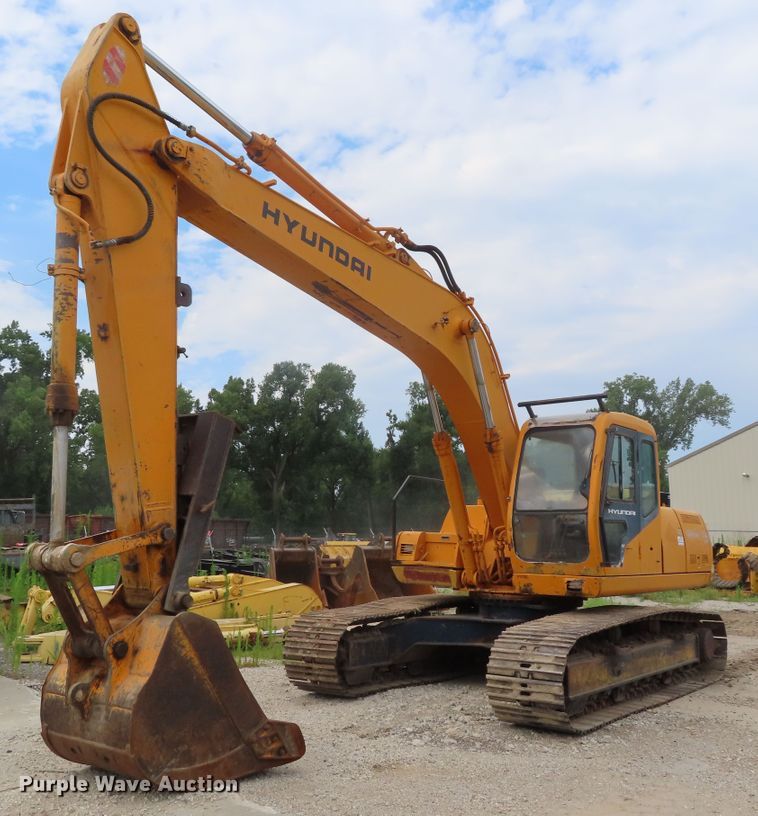image for item DD6307 1998 Hyundai Robex 210LC-3 excavator
