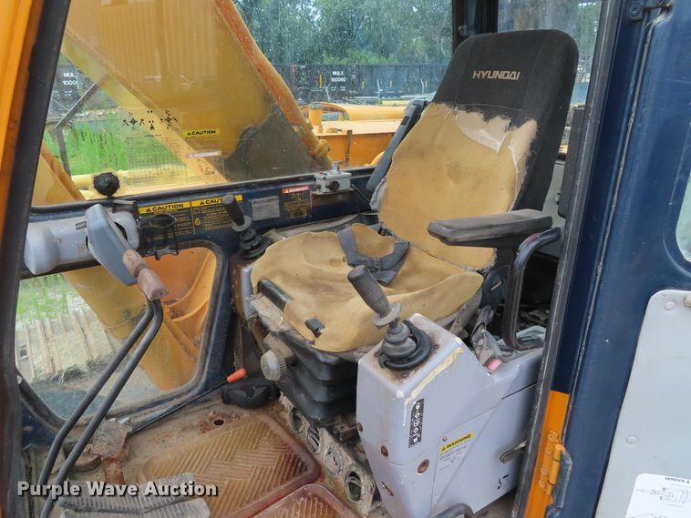 image for item DD6307 1998 Hyundai Robex 210LC-3 excavator