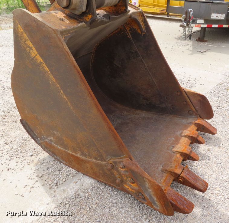 image for item DD6307 1998 Hyundai Robex 210LC-3 excavator