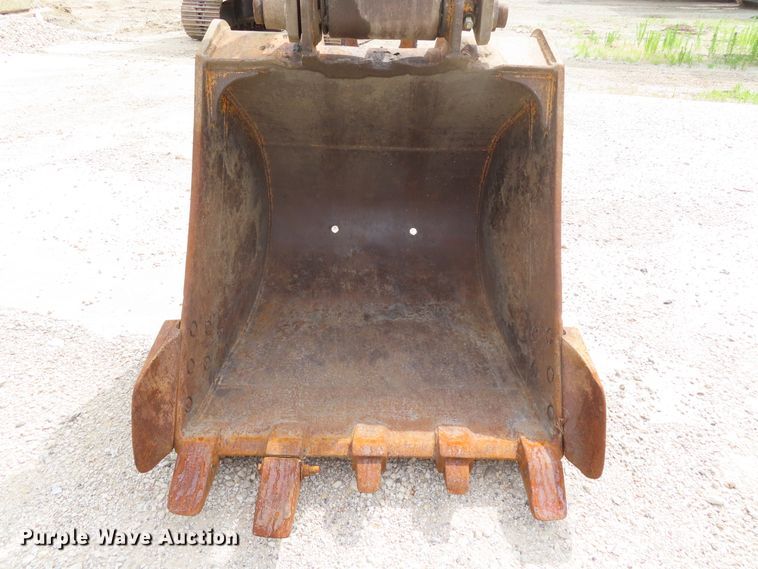 image for item DD6307 1998 Hyundai Robex 210LC-3 excavator