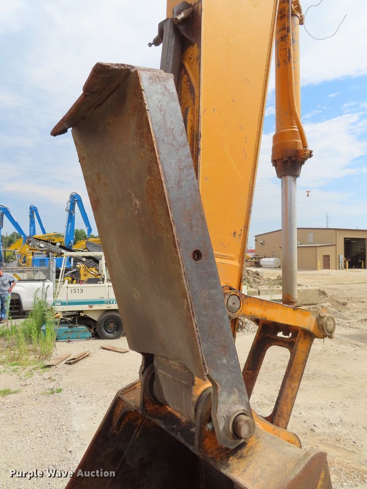 image for item DD6307 1998 Hyundai Robex 210LC-3 excavator