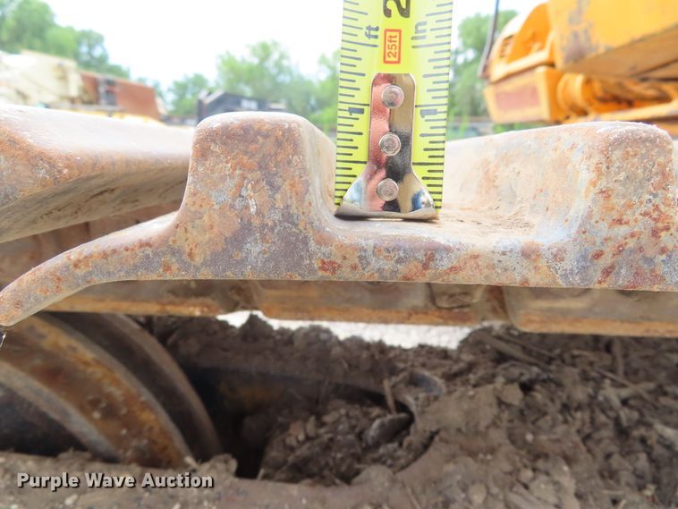 image for item DD6307 1998 Hyundai Robex 210LC-3 excavator