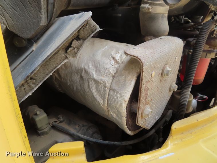 image for item DD6308 2000 Komatsu PC30MR-1 mini excavator