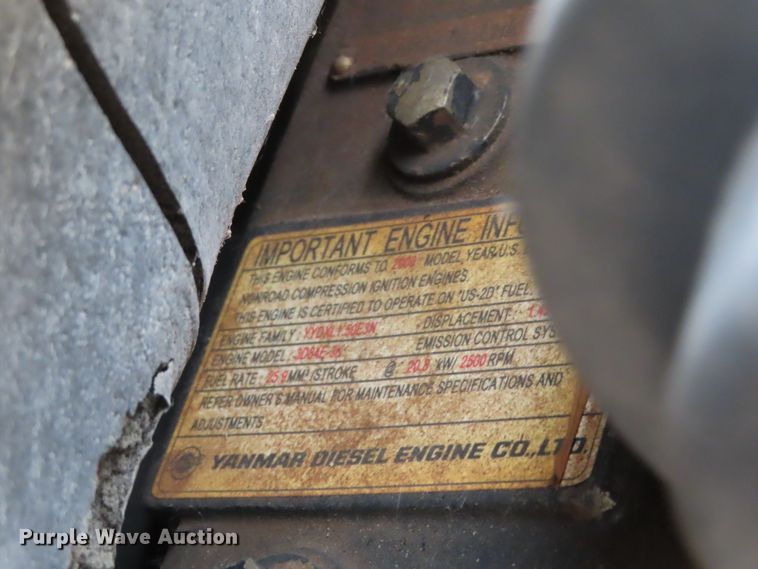 image for item DD6308 2000 Komatsu PC30MR-1 mini excavator