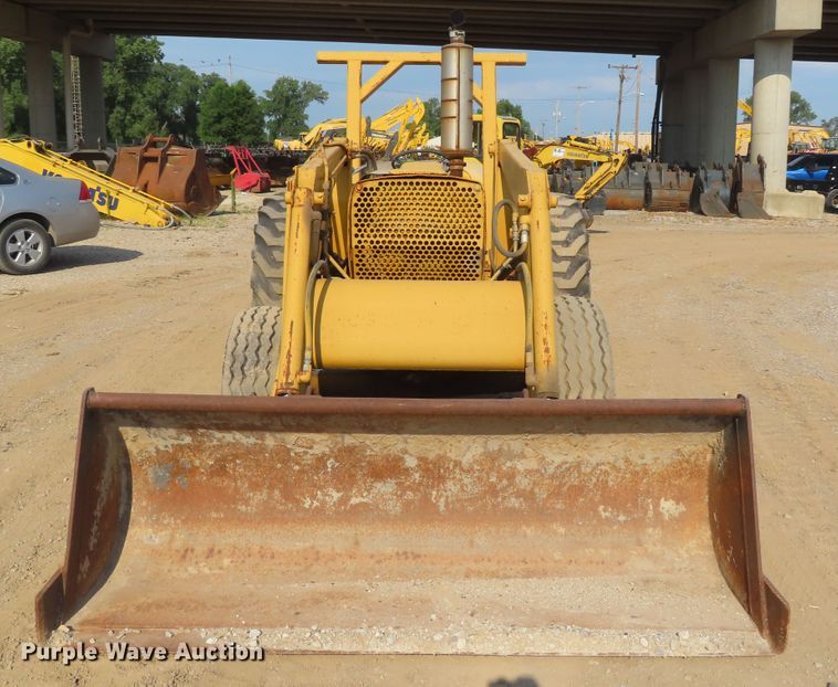 image for item DD6309 Ford 445 tractor