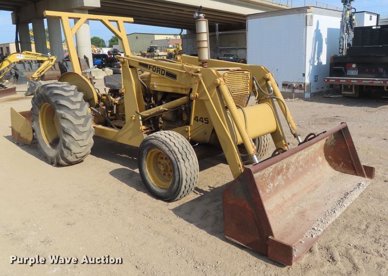 image for item DD6309 Ford 445 tractor