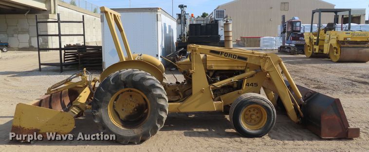 image for item DD6309 Ford 445 tractor