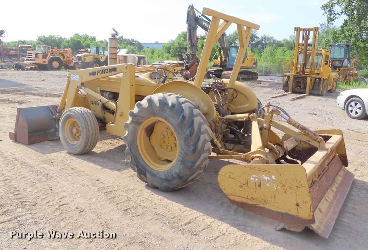image for item DD6309 Ford 445 tractor