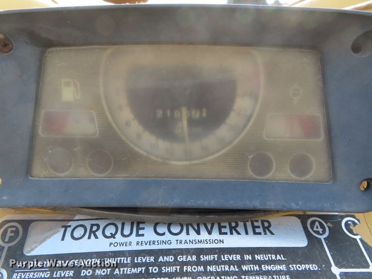 image for item DD6309 Ford 445 tractor