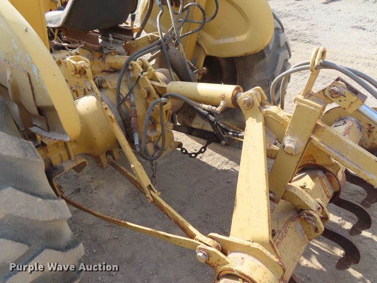 image for item DD6309 Ford 445 tractor