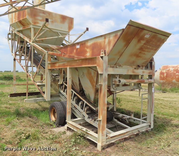 image for item DD6321 1972 Vince-hagan HT-7250-25 concrete batch plant