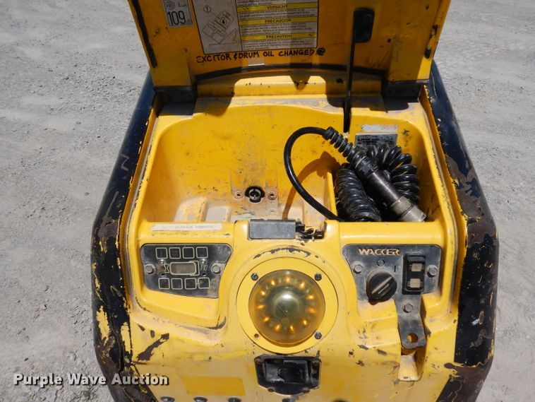 image for item DD6331 Wacker RT vibratory trench compactor