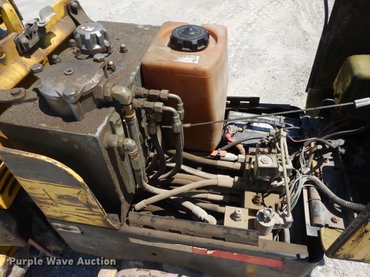 image for item DD6331 Wacker RT vibratory trench compactor