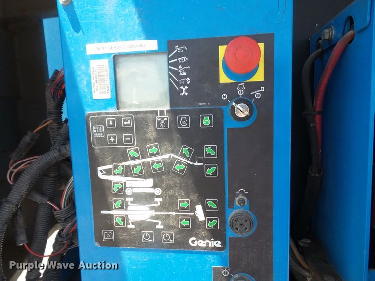 image for item DD6332 2008 Genie Z-135 boom lift