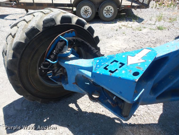 image for item DD6332 2008 Genie Z-135 boom lift
