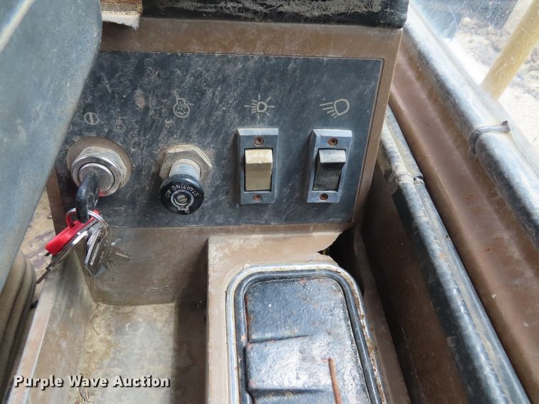 image for item DD6349 1992 Caterpillar 950F wheel loader