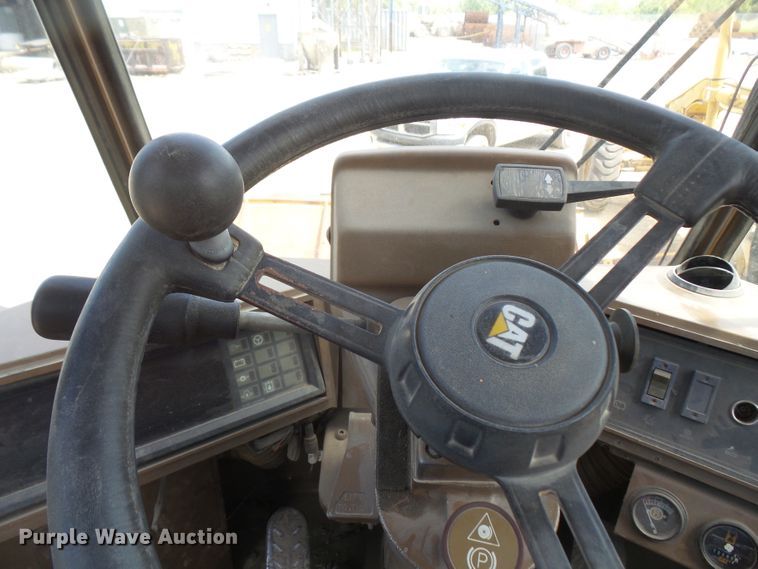 image for item DD6349 1992 Caterpillar 950F wheel loader