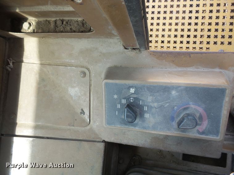 image for item DD6349 1992 Caterpillar 950F wheel loader