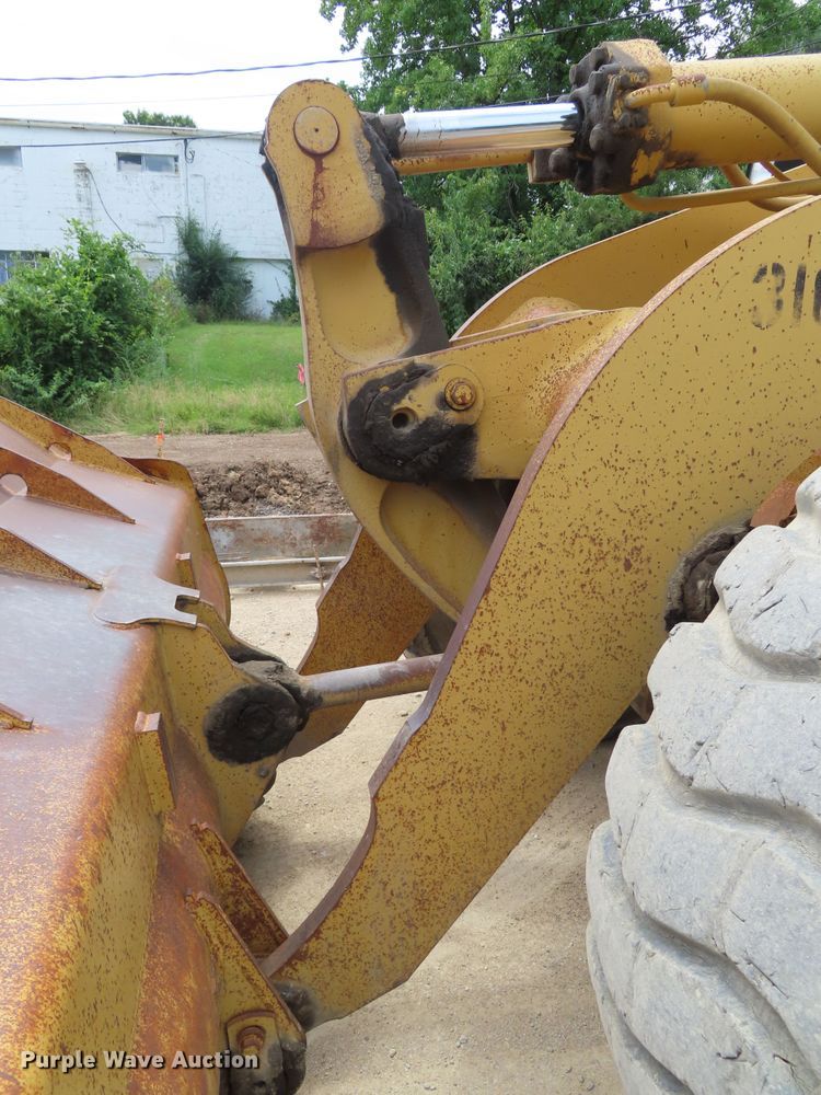 image for item DD6349 1992 Caterpillar 950F wheel loader