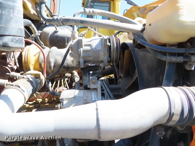 image for item DE3475 1998 Ford Louisville dump truck