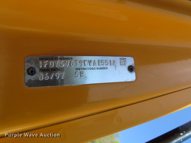 image for item DE3475 1998 Ford Louisville dump truck