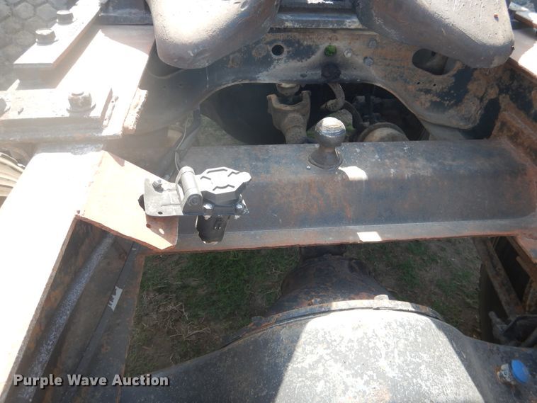 image for item DE3994 1988 International F2275 semi truck