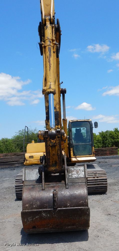 image for item DE4004 2005 Komatsu PC300LC-7 excavator