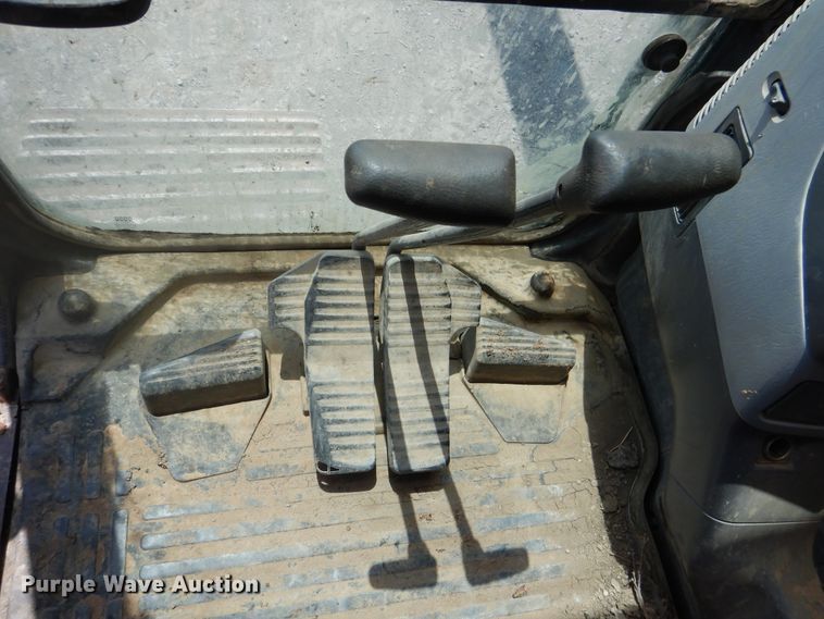 image for item DE4004 2005 Komatsu PC300LC-7 excavator